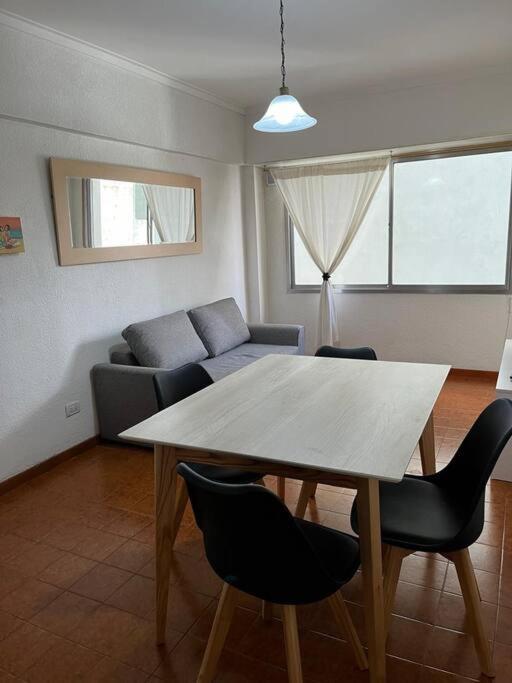 Almirante Brown Apartment
